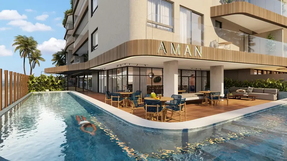 Aman: piscina
