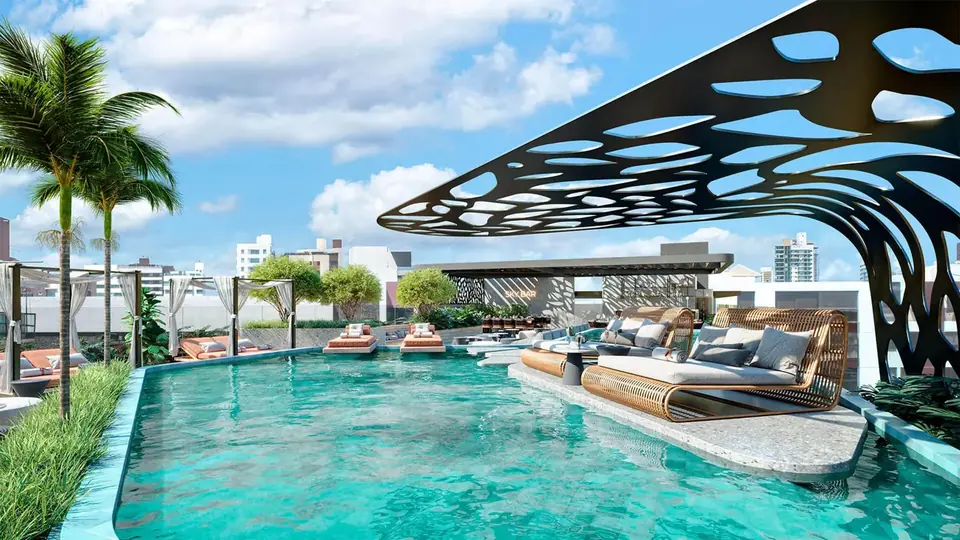 UNIQ Vision: piscina